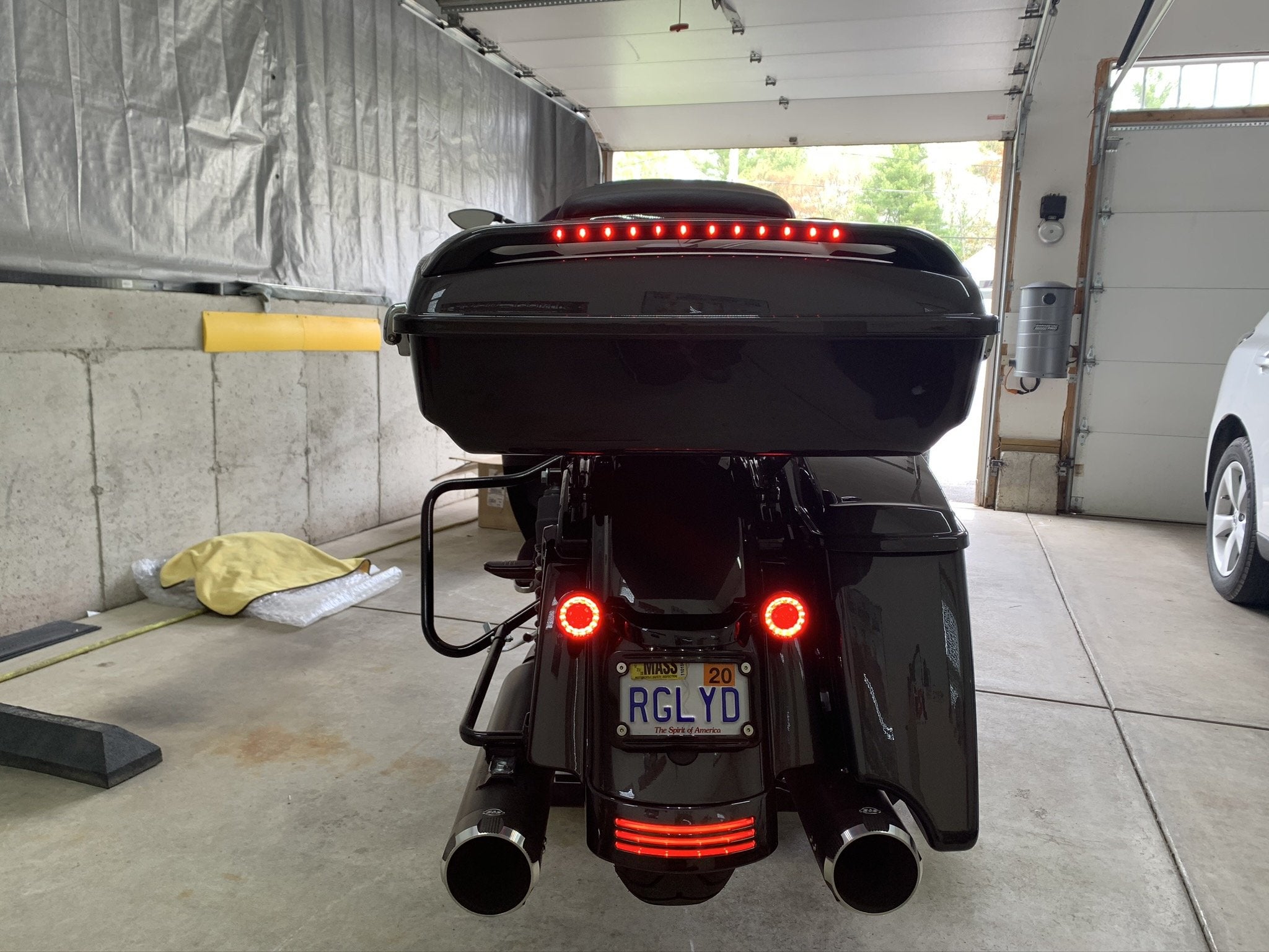 harley tour pack light removal